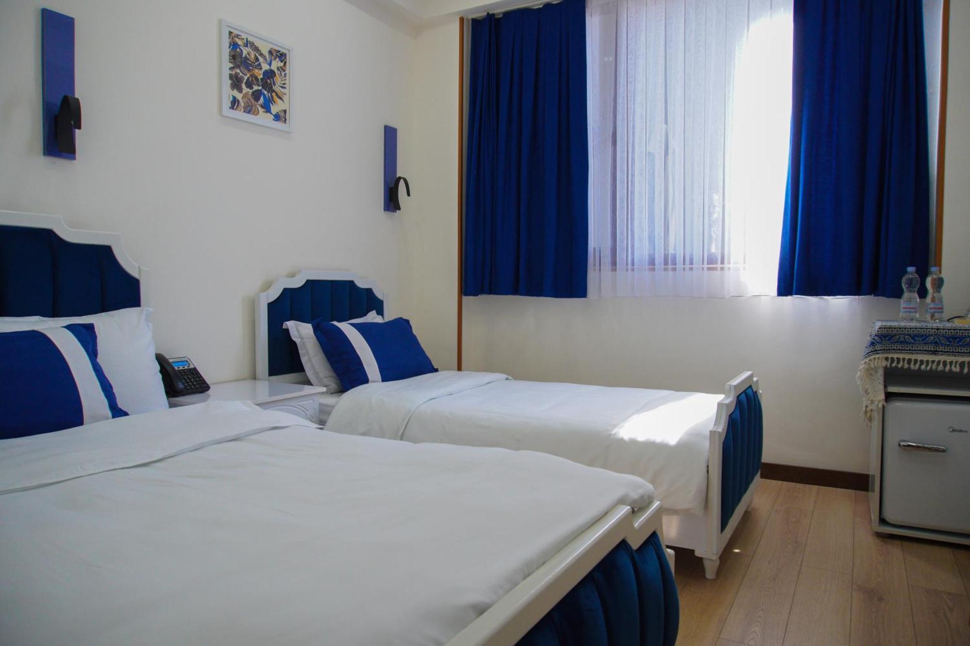 Hotel Luxin Tbilisi Exterior foto